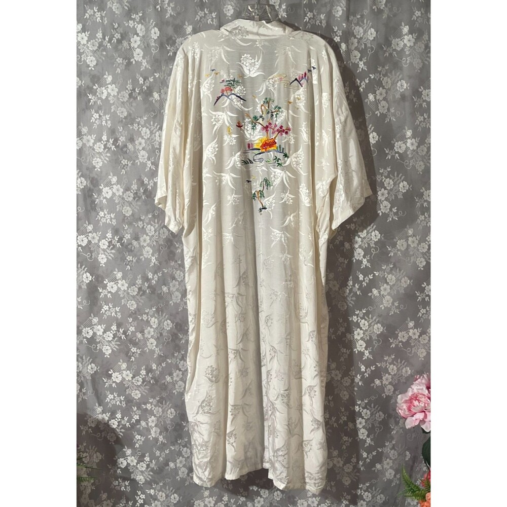 Vintage Chinese Robe Size Large/XL White Ivory Rainbow Embroidery Elegant Boho
